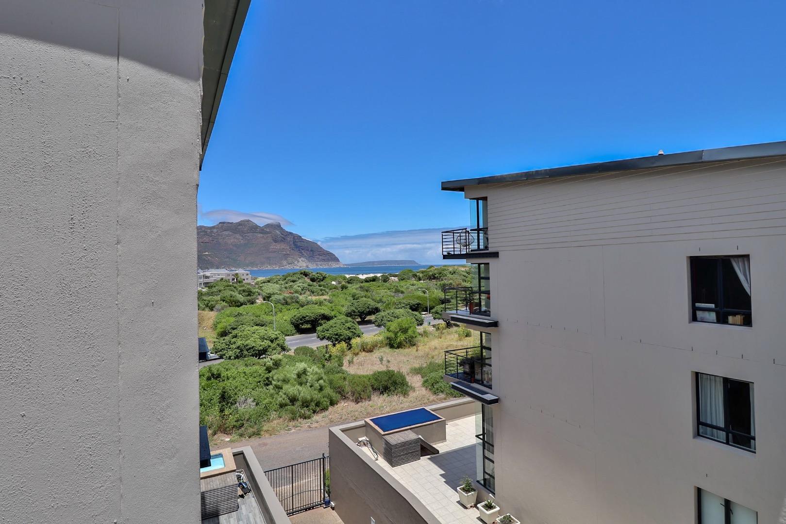 2 Bedroom Property for Sale in Beach Estate Western Cape